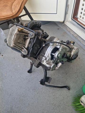 Piaggio vespa 4t 4v 50cc motorblok  beschikbaar voor biedingen