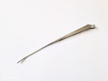 Ruitenwisserarm rechts 142 144 145 164 242 244 245 -80 beschikbaar voor biedingen