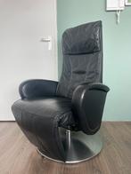 Zeer nette zwart lederen de toekomst relax fauteuil maat M, Gebruikt, Ophalen of Verzenden, 50 tot 75 cm