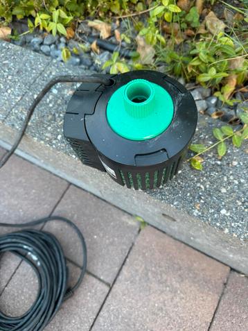 Vijverpompje beschikbaar voor biedingen
