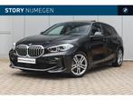 BMW 1 Serie 118i High Executive M Sport Automaat / Panoramad, 136 pk, Gebruikt, Met garantie (alle), Alcantara