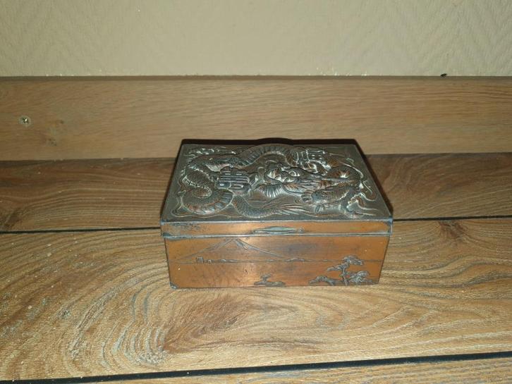 Japans vintage drakendoosje, Antiek en Kunst, Curiosa en Brocante, Ophalen of Verzenden