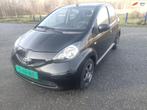 Toyota Aygo 1.0-12V 5 - deurs met airco, Auto's, Toyota, Voorwielaandrijving, Gebruikt, 4 stoelen, Handgeschakeld