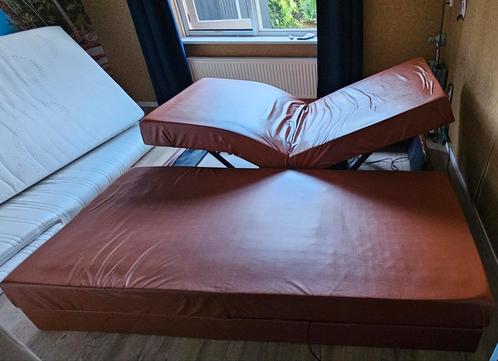 Elektrische boxspring, Huis en Inrichting, Slaapkamer | Slaapbanken, Gebruikt, 180 cm, 200 cm, Tweepersoons, Bruin, Ophalen