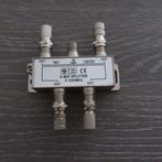 4-way splitter 5-1000MHz, Ophalen of Verzenden, Gebruikt, Minder dan 2 meter, Overige kabels