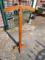Antieke grenenhouten dressboy., Ophalen
