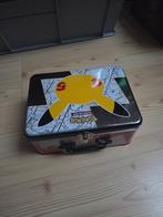 collector chest celebrations, Hobby en Vrije tijd, Verzamelkaartspellen | Pokémon, Ophalen of Verzenden