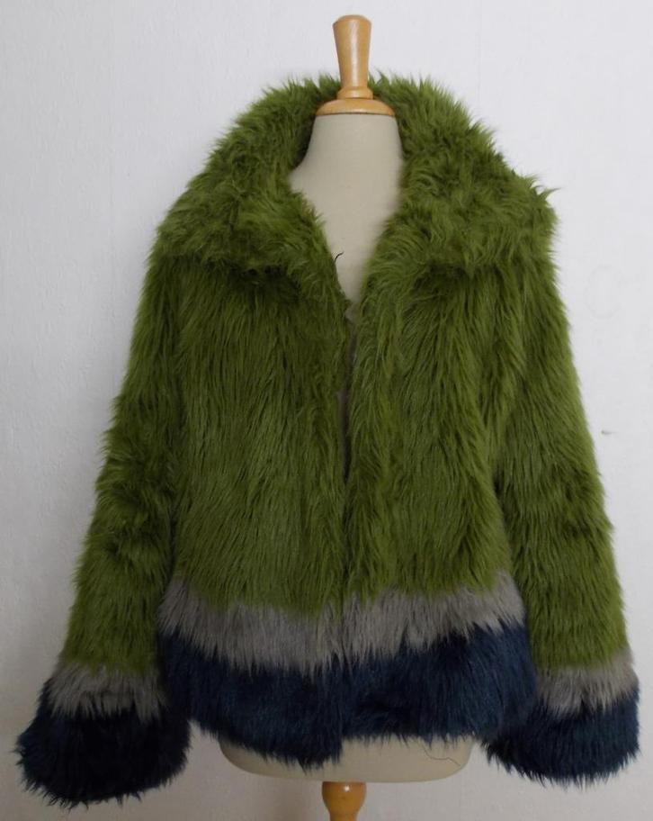 Aparte groene fluffy/nep bont jas van Didi! M/L, Kleding | Dames, Jassen | Winter, Zo goed als nieuw, Maat 38/40 (M), Groen, Verzenden