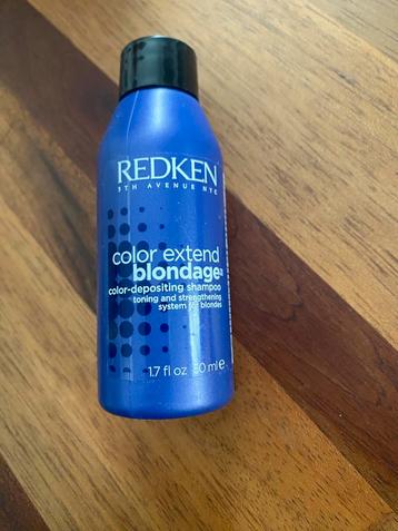 Mjni Redken Shampoo Color Extended Blondage beschikbaar voor biedingen