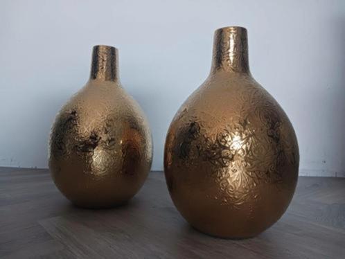 2 goudkleurige siervazen (van glas), Huis en Inrichting, Woonaccessoires | Vazen, Zo goed als nieuw, Overige kleuren, Minder dan 50 cm