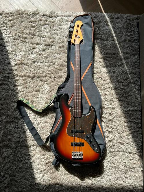Fgn jazz bas (made in Japan) en effecten, Muziek en Instrumenten, Snaarinstrumenten | Gitaren | Bas, Zo goed als nieuw, Ophalen