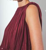 Nieuw: Mooie bordeauxrode top zonder mouwen maat M, Maat 38/40 (M), Nieuw, Ophalen of Verzenden, Zonder mouw