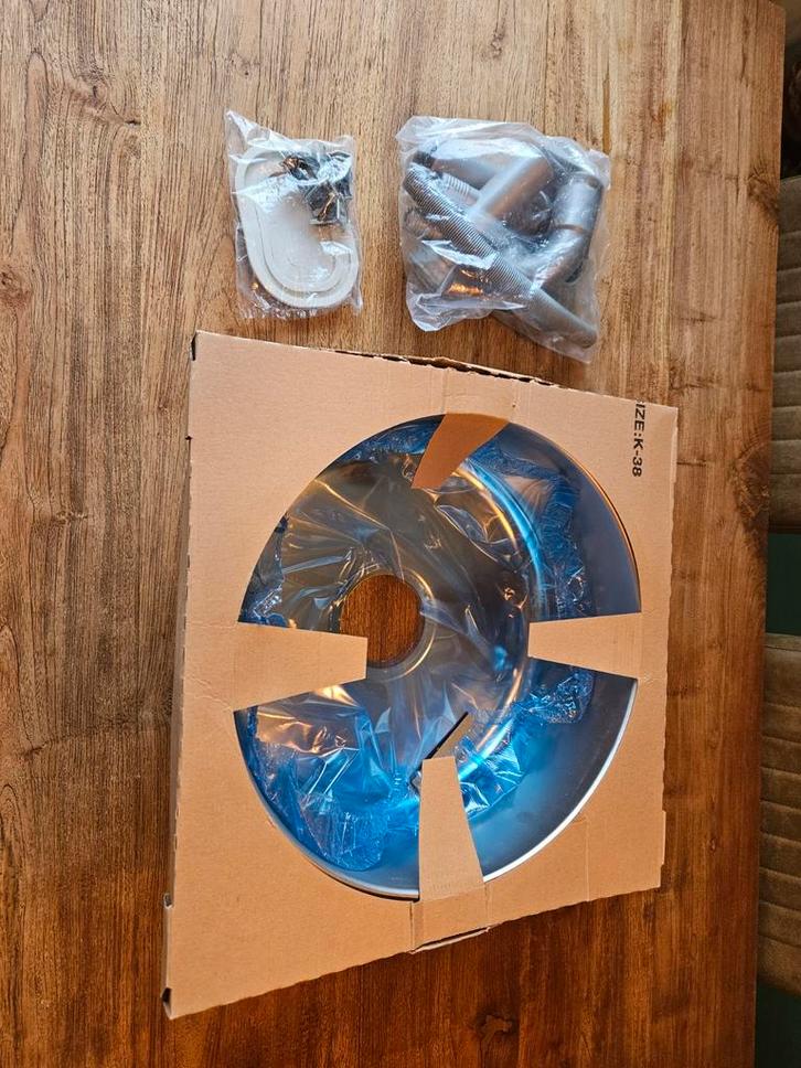 Nieuwe ronde spoelbak met accessoires, Computers en Software, Ontwerp- en Bewerkingssoftware, Nieuw, Ophalen