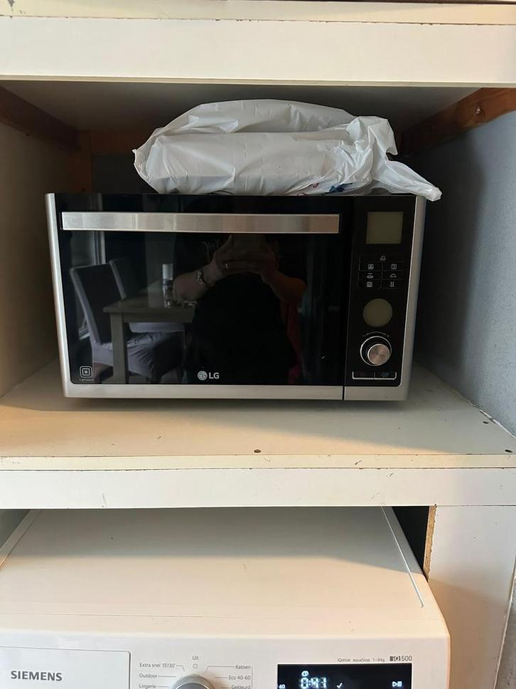 LG Combimagnetron - Zo goed als nieuw!, Witgoed en Apparatuur, Magnetrons, Zo goed als nieuw, Inbouw, Combimagnetron, 45 tot 60 cm