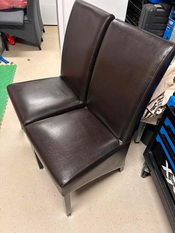 Eetkamerstoelen 2 stuks beschikbaar voor biedingen