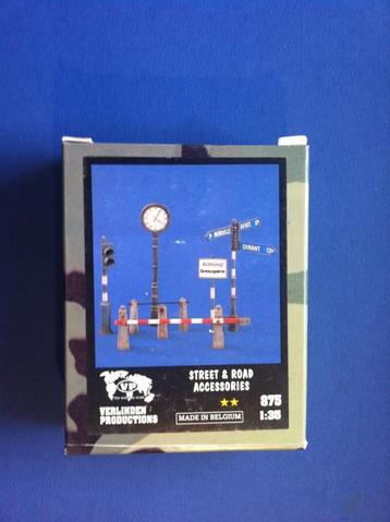Verlinden	875	Street & Road Accesories	1/35 resin beschikbaar voor biedingen