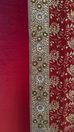 Gordijn van Indiase sari met gouddraad en steentjes, 100 tot 150 cm, 200 cm of meer, Ophalen of Verzenden, Zo goed als nieuw