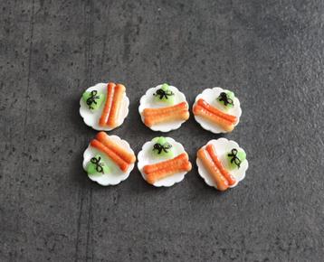 Bordje braadworsten groene kool miniatuur nieuw 1:12 - 1st beschikbaar voor biedingen