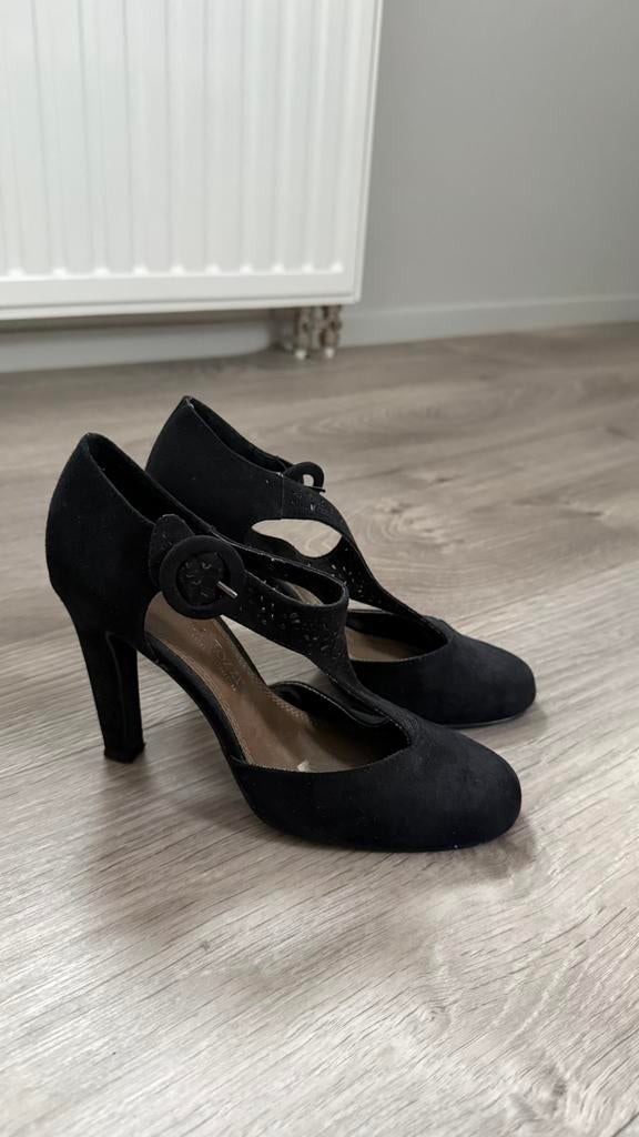 Tamaris pump, Pumps, Zwart, Ophalen of Verzenden, Zo goed als nieuw