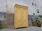 Vintage Gele Kast Houten Voorraad Kast Antiek Landelijk Geel, Ophalen of Verzenden, Gebruikt