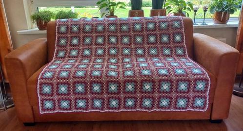 Nieuwe gehaakte sprei, deken, woondeken, plaid 40% wol, Huis en Inrichting, Woonaccessoires | Plaids en Woondekens, Nieuw, Ophalen of Verzenden