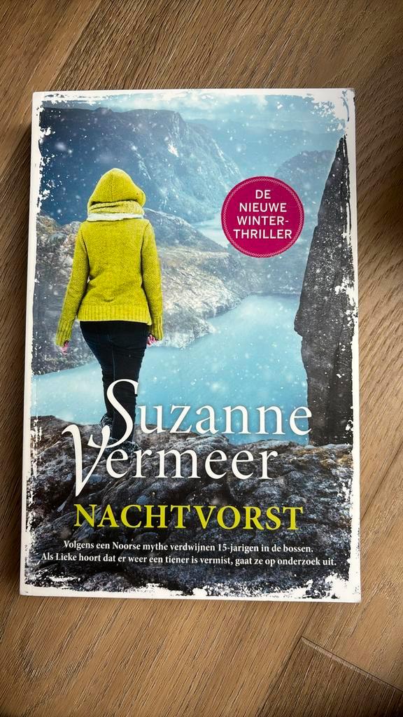 Suzanne Vermeer - Nachtvorst, Boeken, Thrillers, Zo goed als nieuw, Nederland, Ophalen