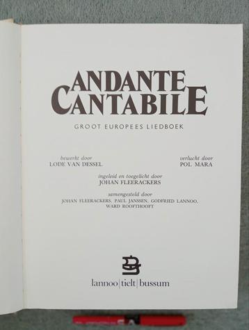 Volumineus EUROPEES LIEDBOEK in uitstekende staat uit 1983. beschikbaar voor biedingen
