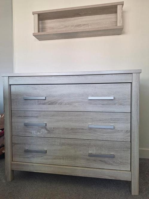 Commode, legplank en ledikant TWF, Kinderen en Baby's, Kinderkamer | Complete kinderkamers, Gebruikt, Jongetje of Meisje, Ophalen of Verzenden