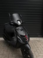 Piaggio zip carburateur 2018, Fietsen en Brommers, Scooters | Piaggio, Ophalen, Maximaal 45 km/u, Zip, Zo goed als nieuw