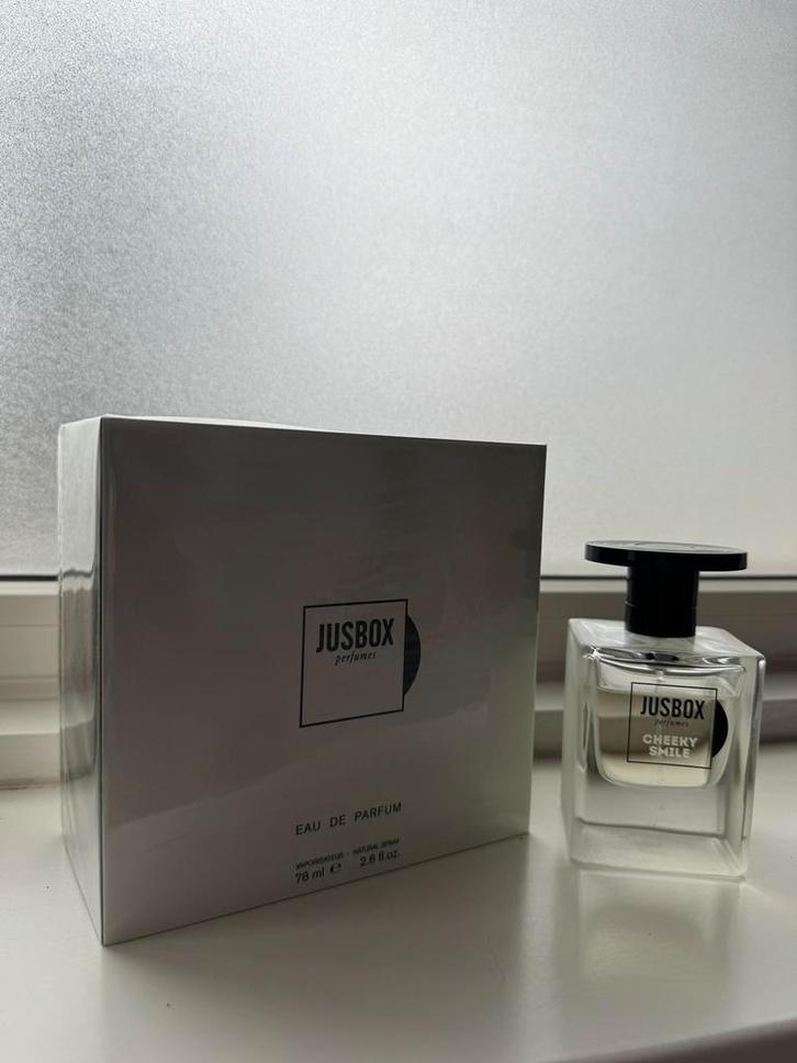 Jusbox Cheeky Smile, Verzamelen, Parfumverzamelingen, Nieuw, Parfumfles, Gevuld, Ophalen of Verzenden