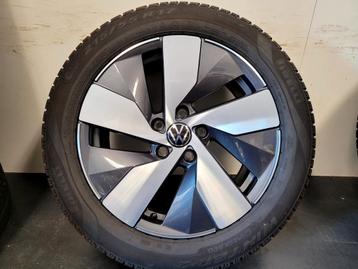Zgan 17 inch VW passat velgen 215 55 17 winter seat skoda beschikbaar voor biedingen