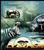 togo 2013 pf blok dwergnijlpaard zoogdieren wildlife 2, Ophalen of Verzenden, Postfris, Dier of Natuur