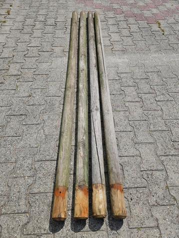 4stuks houten palen paal balk balken springbalk springbalken beschikbaar voor biedingen