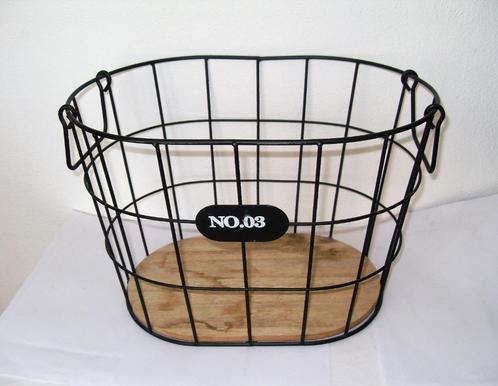 Metalen Korf No. 03 Mand, Huis en Inrichting, Woonaccessoires | Schalen en Manden, Zo goed als nieuw, Mand, Ovaal, Overige materialen