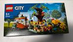 LEGO City Parkleven 60326 - Nieuw in doos!, Ophalen of Verzenden, Nieuw, Complete set, Lego