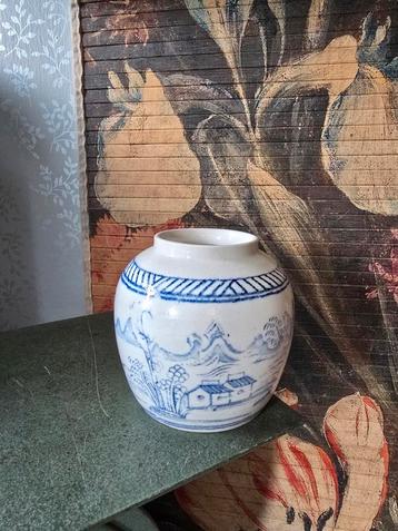 Antiek chinese gemberpot beschikbaar voor biedingen