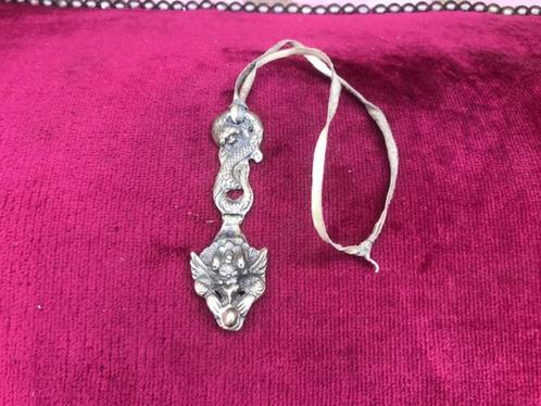 Tibetaanse bronzen geluksamulet, Antiek en Kunst, Kunst | Niet-Westerse kunst, Ophalen of Verzenden