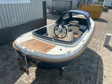 Tekoop: oudhuijzer 540 inboard electr. waterworld 7,5kw 2022 beschikbaar voor biedingen