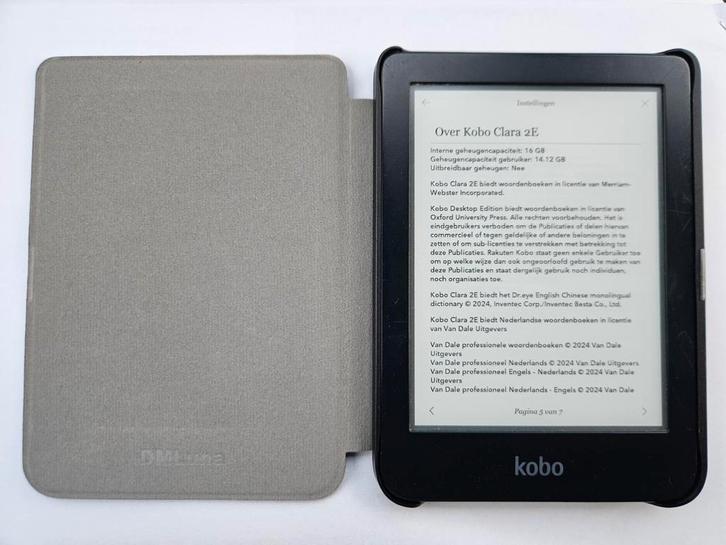 Kobo Clara 2E met sleepcover, Computers en Software, E-readers, Gebruikt, 6 inch of minder, 16 GB of meer, Bluetooth, Touchscreen