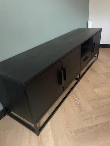 TV dressoir 