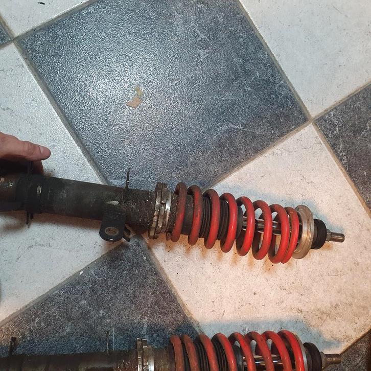 Verlagingsveren VAG '98-'06, extra laag!, Auto-onderdelen, Ophanging en Onderstel, Ophalen