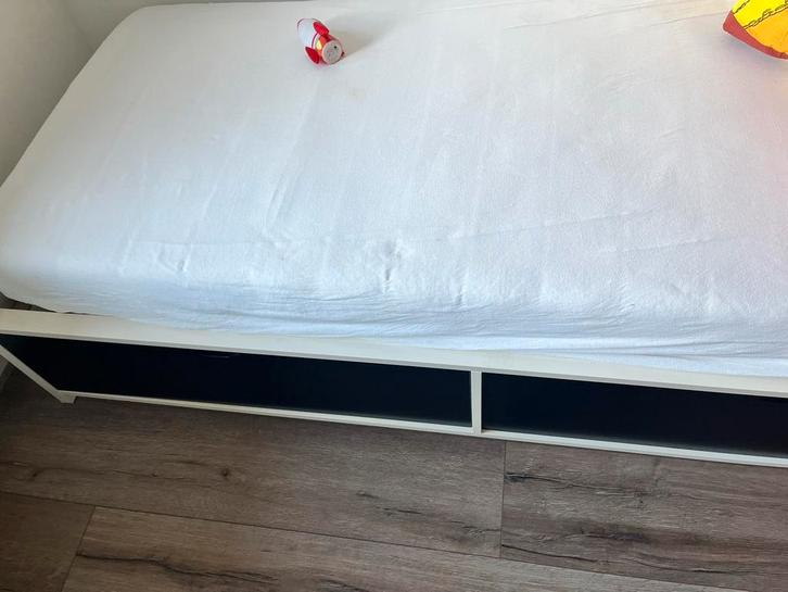 1 persoonsbed, Huis en Inrichting, Slaapkamer | Matrassen en Bedbodems, Zo goed als nieuw, Bedbodem, 90 cm, 200 cm, Eenpersoons