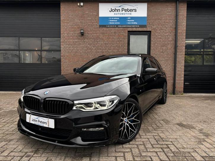 BMW 5-Serie 530i 252pk Aut. 2017 Zwart, Auto's, BMW, Bedrijf, 360° camera, ABS, Achteruitrijcamera, Airbags, Airconditioning, Apple Carplay