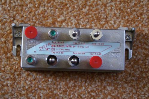 Splitter - Tratec - ECO Line MTE-6+ (6 way tap), Audio, Tv en Foto, Overige Audio, Tv en Foto, Zo goed als nieuw, Ophalen