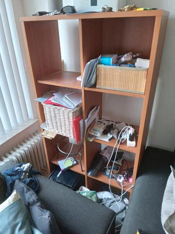 Boekenkast roomdivider kersen beschikbaar voor biedingen