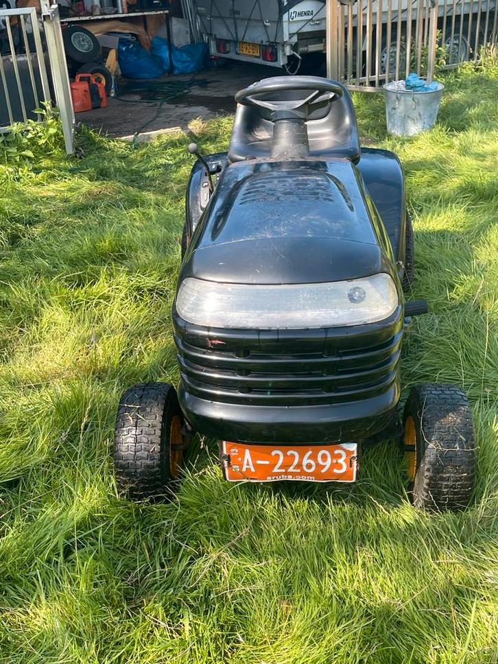 Partner Zitmaaier P12597 - Goed Onderhouden, Tuin en Terras, Grasmaaiers, Gebruikt, Benzine-grasmaaier, 50 cm of meer, Cirkelmaaier