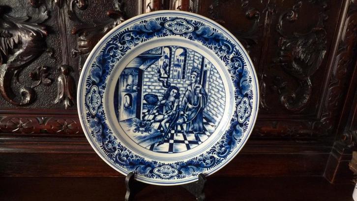 Delft Blue Bord "Middeleeuws apotheker laboratorium", Antiek en Kunst, Antiek | Wandborden en Tegels, Ophalen of Verzenden