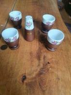 Vintage eierdopjes 1960 hout porselein nevco in verpakking, Antiek en Kunst, Curiosa en Brocante, Ophalen