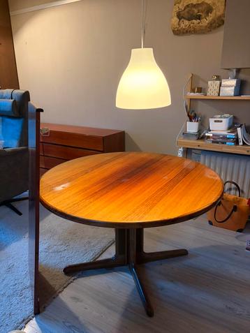 Deense vintage uitschuifbare ronde eettafel – palissander beschikbaar voor biedingen