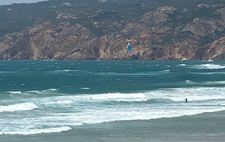 2 Kites, 2 Bars  -  discounted to 450 EUR!!, Watersport en Boten, Kitesurfen, Gebruikt, Kite, 10 m², Geen board, Ophalen of Verzenden